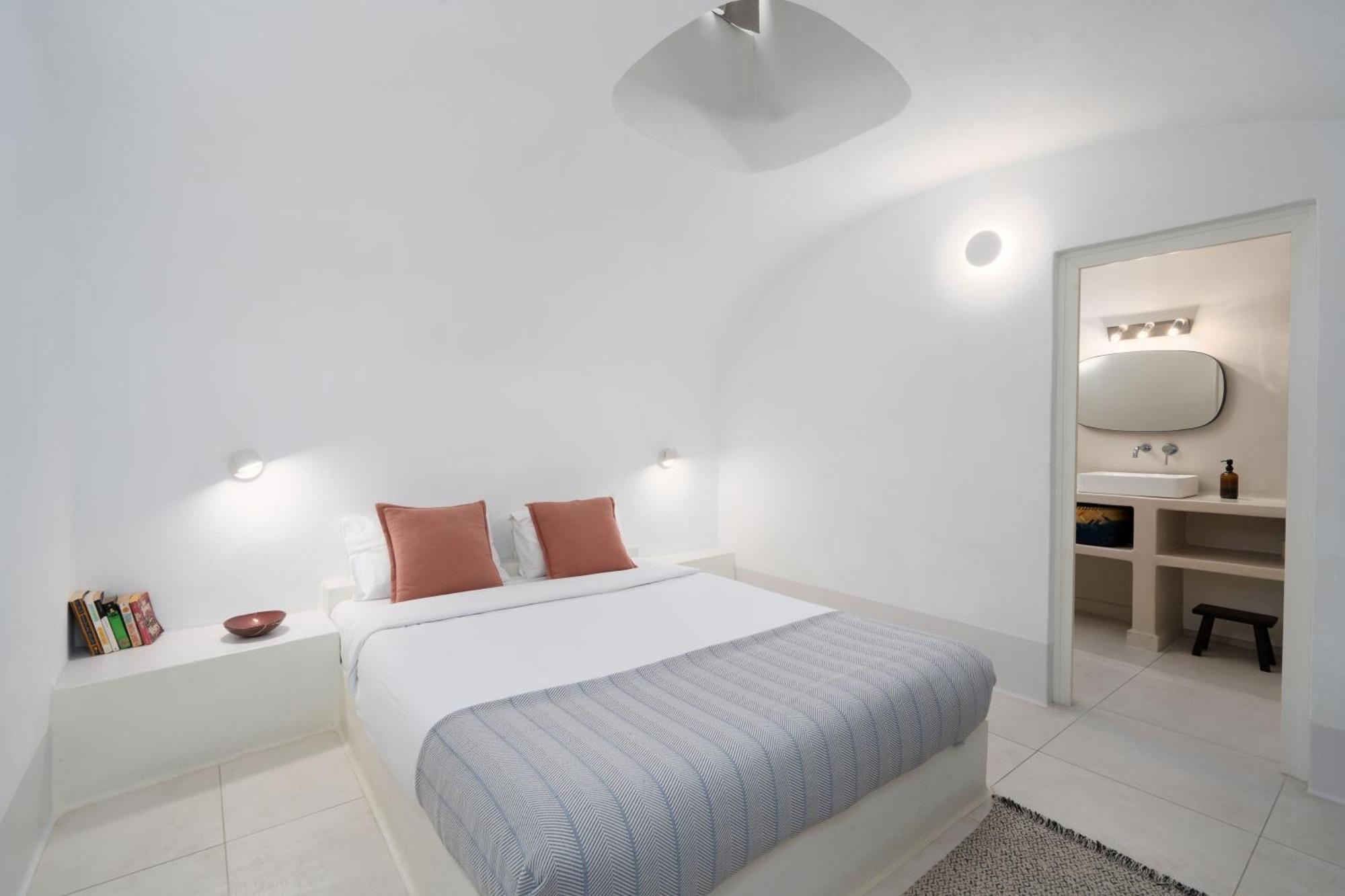 Kalyva Cycladic House - Santorini * Ia